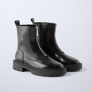 NWT Zara Size 13.5 little girl zippered ankle boots